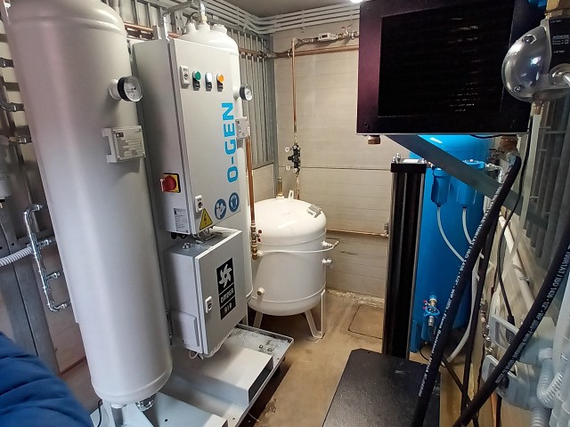 generatore ossigeno | centrale di produzione gas medicali | clinica Treviso | impianto gas medicali